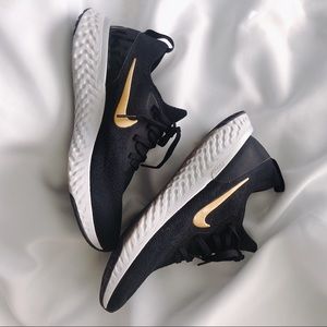 Women’s Nike Epic React Flyknit 1